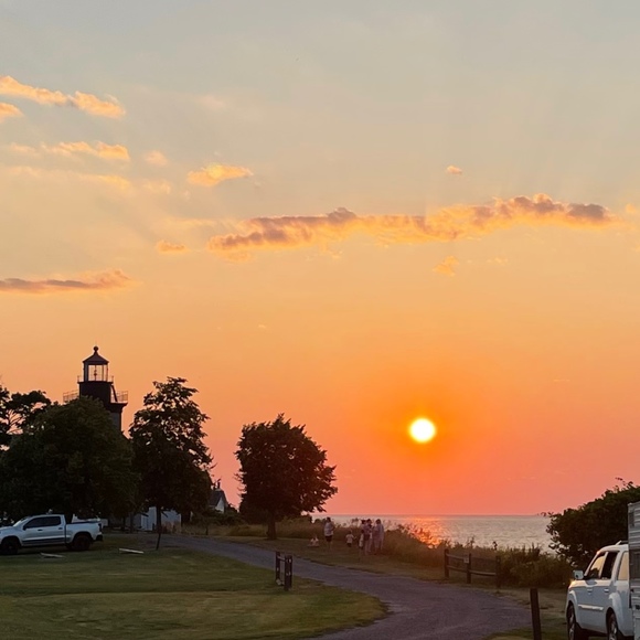 Meet your Posher, C - Picture 1 of 1